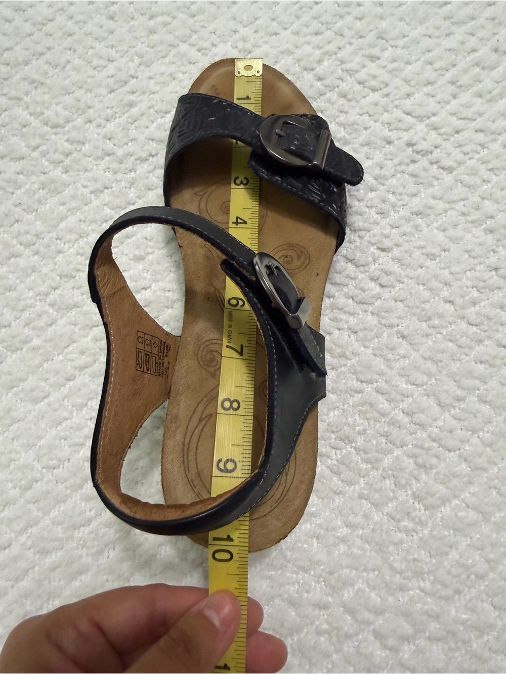 Taos Floral Embossed Leather Adjustable Straps Wedges Women’s Size 9-9.5 - Picture 12 of 13